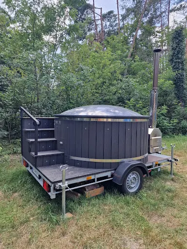 Saunowanie na polanie - wynajem sauny mobilnej oraz balii ogrodowej